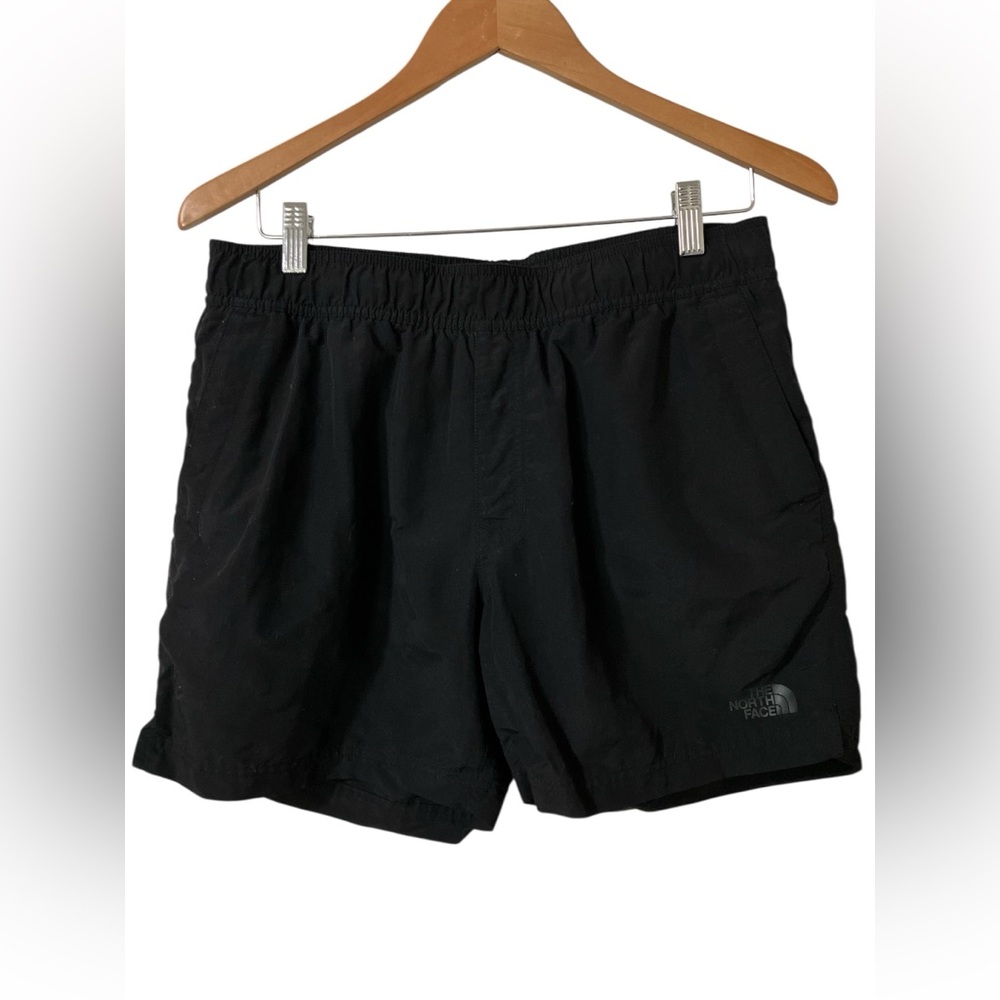 The North Face Men’s Running Shorts Size M 5” Inseam Sports Beach Hiking Soccer